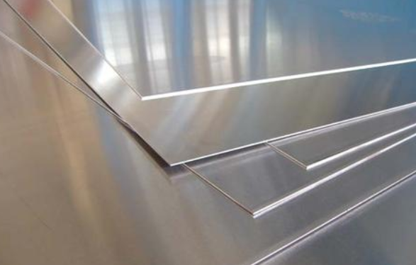 鋁板生產(chǎn)廠家分享鋁板的保養(yǎng)維護